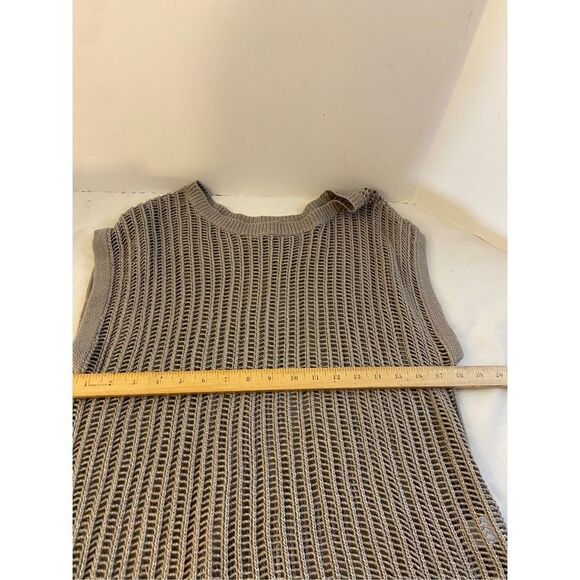 Apt. 9 crochet gray top high/low scoop neck rn#73277 - Picture 6 of 7